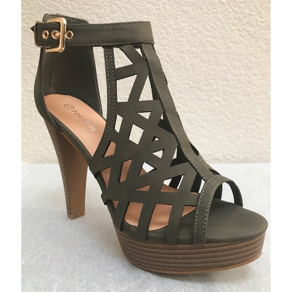 Women’s Hi-Platform Heel Olive - Picture 5 of 8